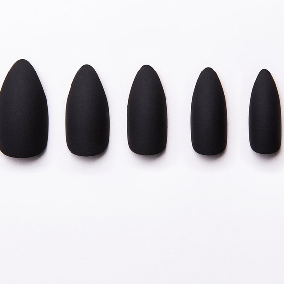 2/$15! Matte Black Artificial Stiletto Nails NIB - Picture 2 of 6